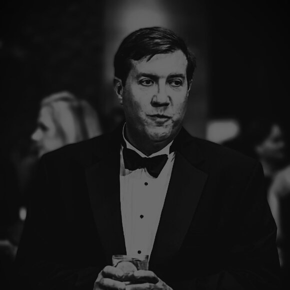 Meet your Posher, Stephen - Picture 1 of 2